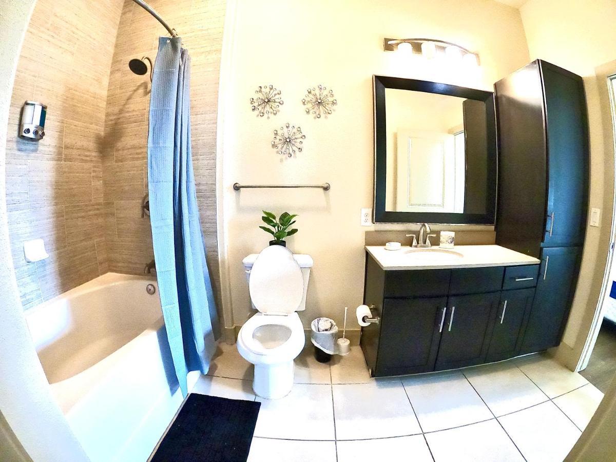 5 Mins To Med Center, Comfy King Beds, Wifi,Gym,Pool Apartment Houston Exterior photo